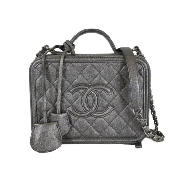 CHANEL Handbags - Chanel Vanity Case Medium Grey Caviar SHW
